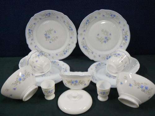 BREAKFAST FOR TWO IN FRENCH STYLE