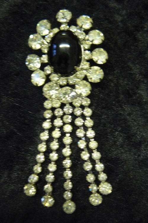 BROOCH VERY PRETTY !!!@@@!!!