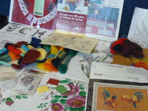 JOB LOT OF NEEDLE RELATED ITEMS