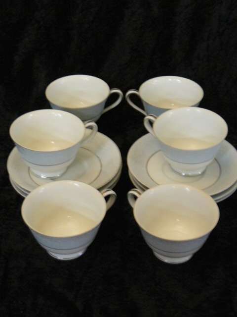 NORITAKE SET LAUREATE 6 X CUPS AND SAUCERS