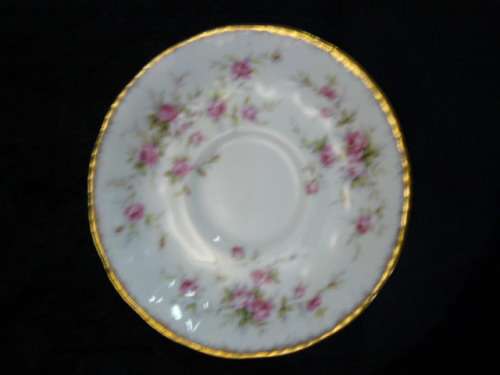 PARAGON SAUCER LOVELY