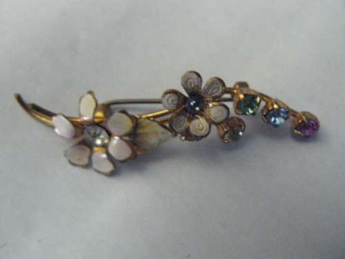 FINE BLING BROOCH 5.5