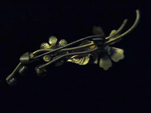 FINE BLING BROOCH 5.5