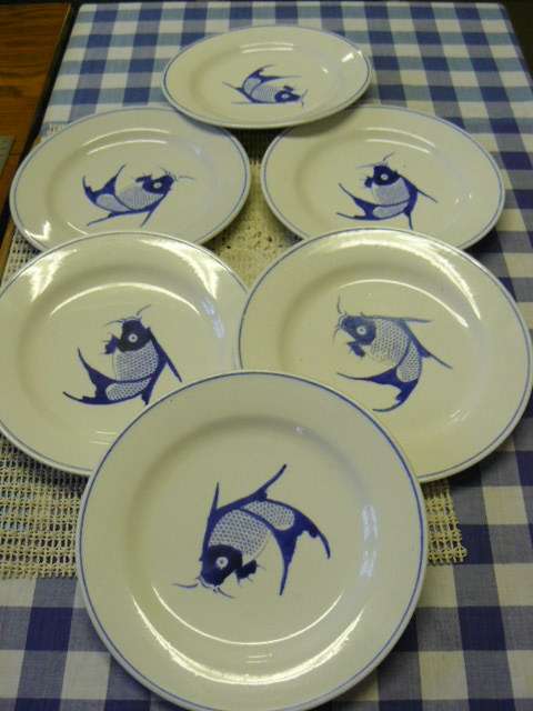 6 X PLATES WITH FISH