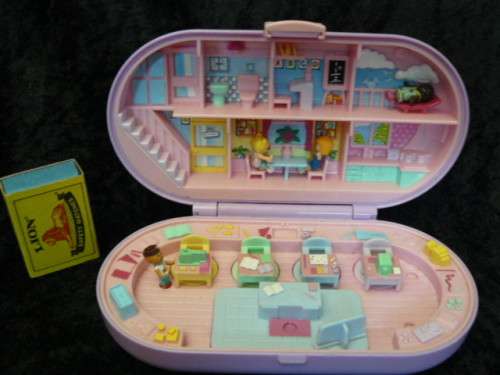 POLLY POCKET BLUEBIRD SERIES SCHOOL DAYS
