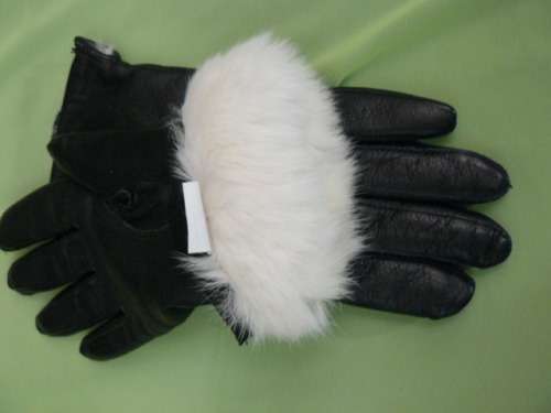 VINTAGE BLACK MEDIUM GLOVES WITH SUPER SOFT FUR