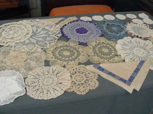 LARGE LOT OF LUCKY DIP DOILIES !!!@@@!!!