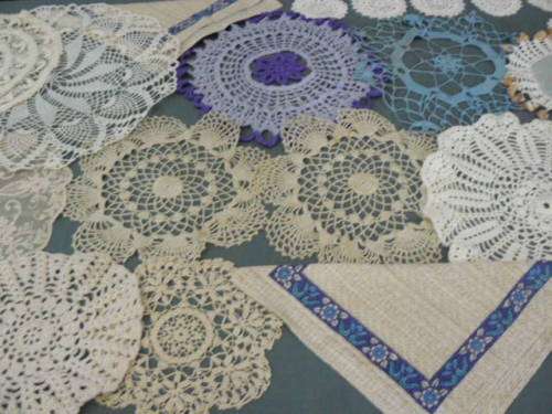LARGE LOT OF LUCKY DIP DOILIES !!!@@@!!!