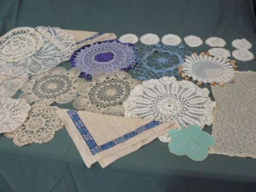 LARGE LOT OF LUCKY DIP DOILIES !!!@@@!!!