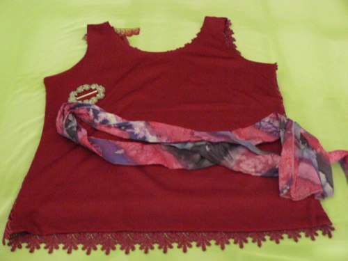 LACEY VINTAGE-LIKE TOP WITH SASH AND BUCKLE