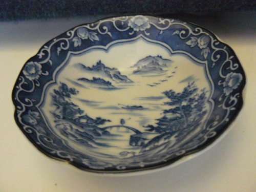GENUINE IMPERIAL IMARI  BOWL 13 CM