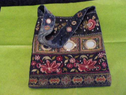 MATERIAL EMBROIDERED BAG STUNNING NO 3