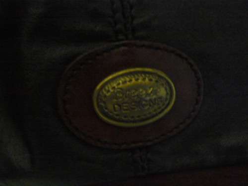 A GENUINE LEATHER BREEZE DESIGN HAND BAG STUNNING REDUCED