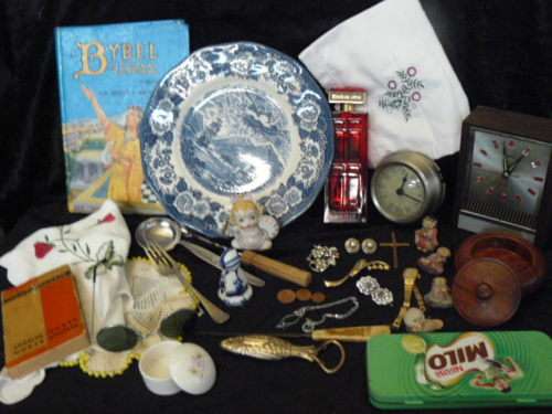 VINTAGE LOT - NOT JUST JUNK PLEASE HAVE A CLOSER LOOK, INTERESTING, COLLECTABLE, RESALE? LOT !@!@!@!