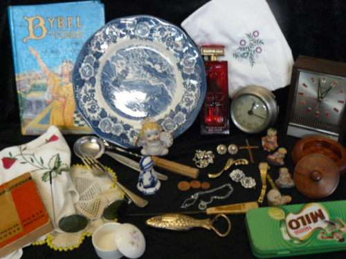 VINTAGE LOT - NOT JUST JUNK PLEASE HAVE A CLOSER LOOK, INTERESTING, COLLECTABLE, RESALE? LOT !@!@!@!