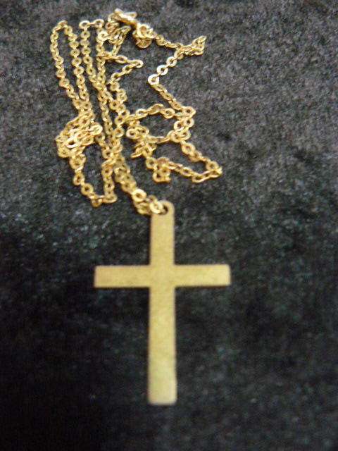 GOLD TONED CHAIN AND CROSS