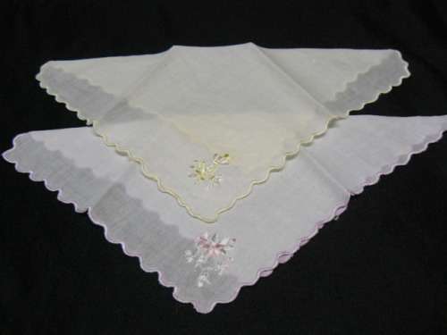 VINTAGE COTTON EMBROIDERED HANKIE X2