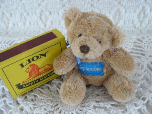 COLLCTABLE MINIATUR BEAR