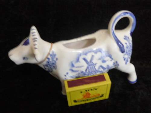 DELFT LIKE MILK  JUG OR CREAMER
