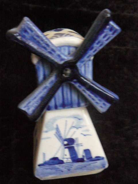 BLUE AND WHITE WINDMILL