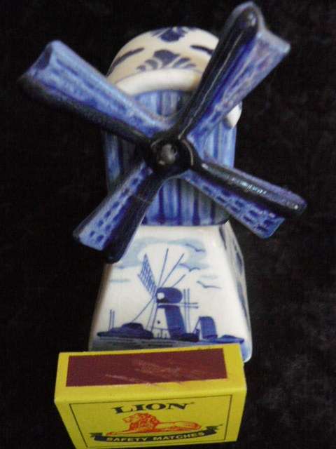 BLUE AND WHITE WINDMILL