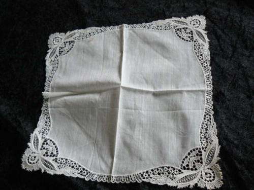 BLUE GLOVES AND COTTON HANKIE