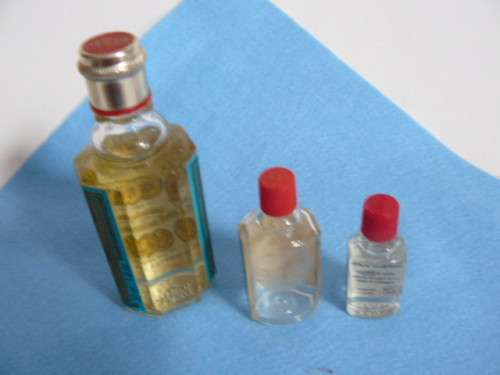 3 X PERFUME BOTTLES - 2 FULL - 4711