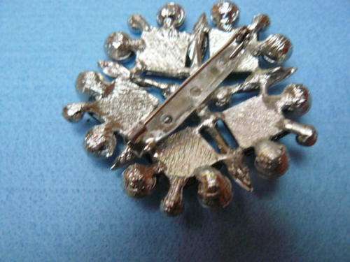 LOVELY BROOCH