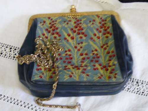 LEATHER EMBROIDERED BAG STUNNING VINTAGE
