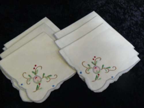 6 X COTTON EMBROIDERED SERVIETTES