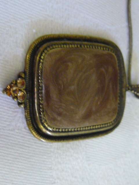 NECKLACE AND PENDANT