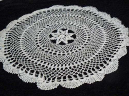 HAND CROCHETED TABLE CLOTH COTTON