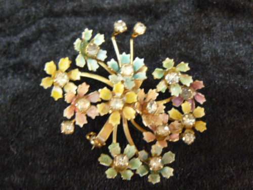 VINTAGE LIKE BROOCH