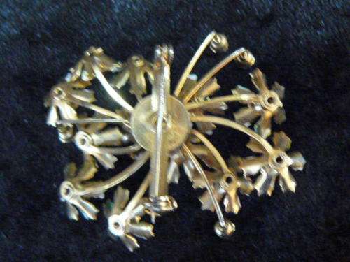 VINTAGE LIKE BROOCH