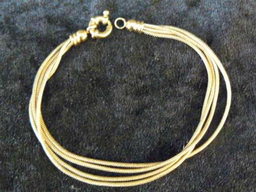 4 STRAND 20 CM GOLD COLOURED METALWARE BRACELET STUNNING!@!@!!!