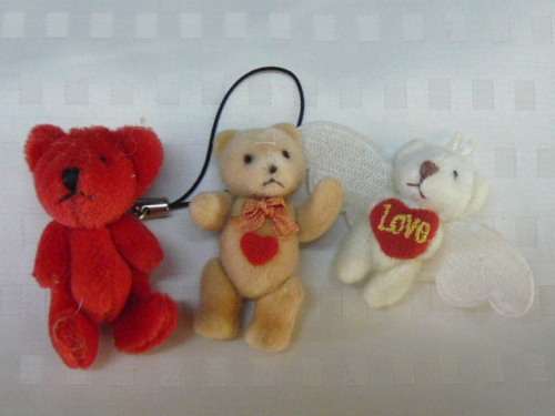 3X MINIATURE TEDDYS FOR VALENTINE