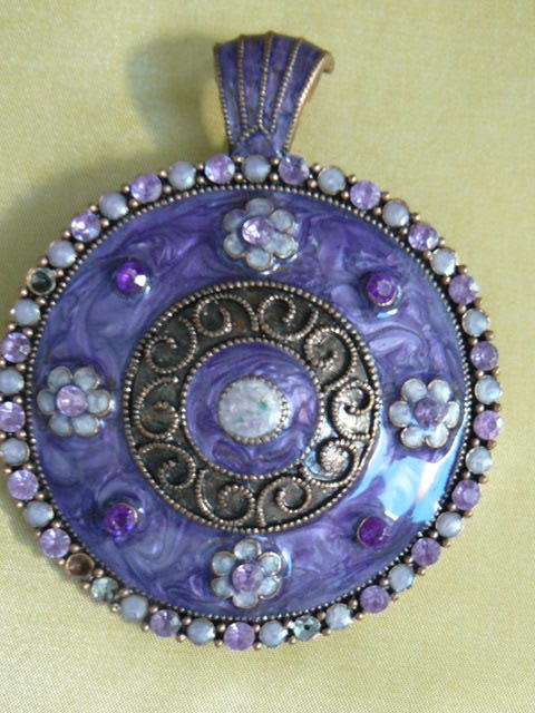 BRONZE COLOUR AND BLING PENDANT