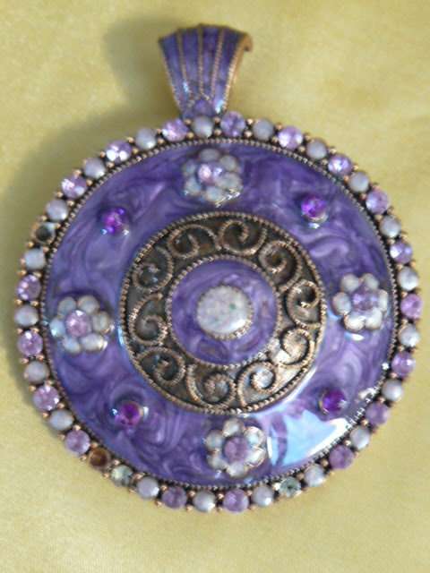 BRONZE COLOUR AND BLING PENDANT