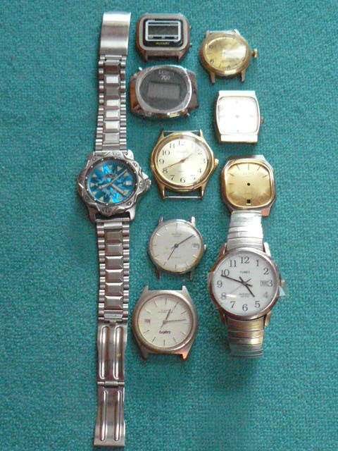 QUARTZ WATCHES SOLD AS SPARES