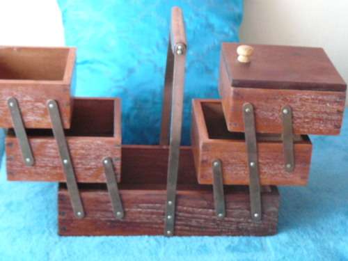 LARGE WOODEN PULL OUT TRAY WITH BRASS VINTAGE SEWING BASKET!@!@!@!
