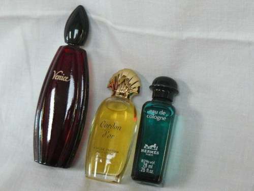 MINIATURE GLASS COLLECTABLE PERFUME BOTTLES REFILLABLE FULL X 3