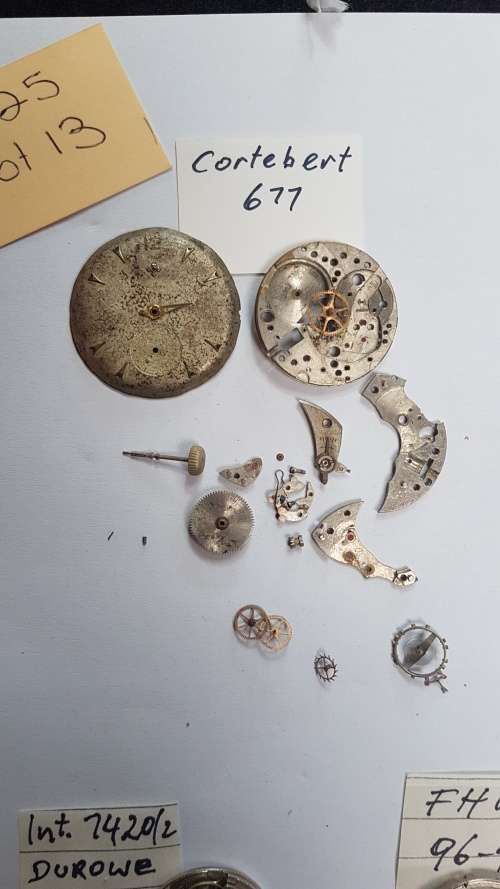 Lot of watch movements for repais or spares