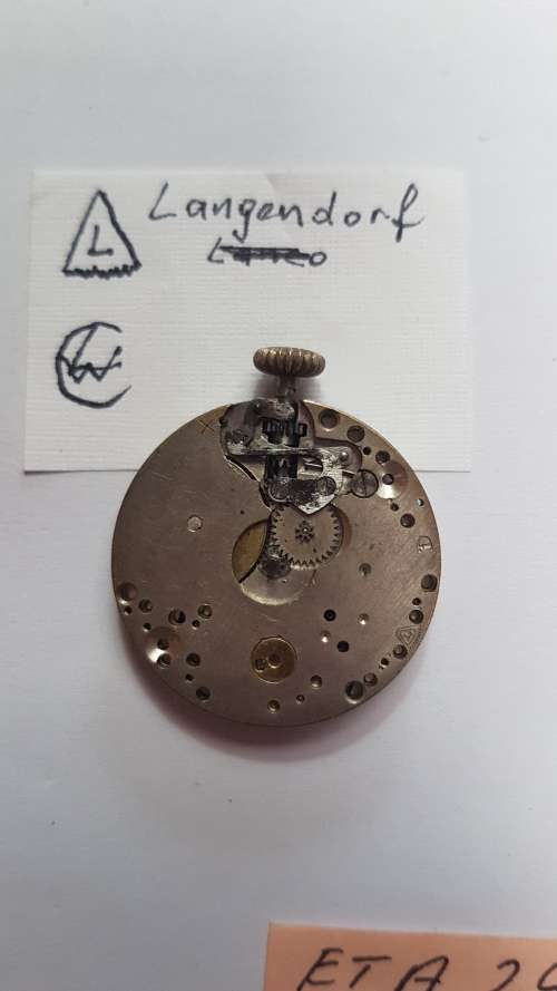 Lot of watch movements for repais or spares