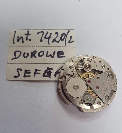 Lot of watch movements for repais or spares