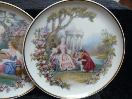 ROYAL DECOR HANDDECORATED PLATES X 2