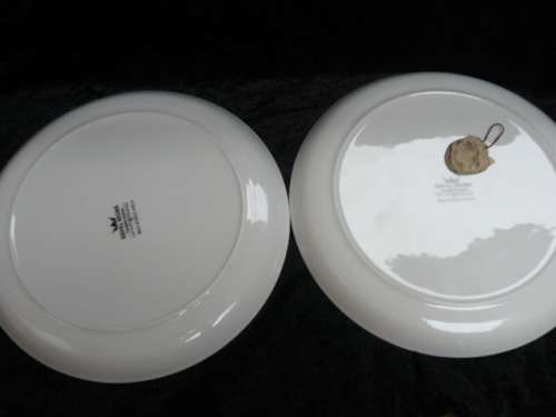 ROYAL DECOR HANDDECORATED PLATES X 2