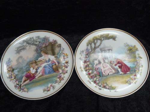 ROYAL DECOR HANDDECORATED PLATES X 2