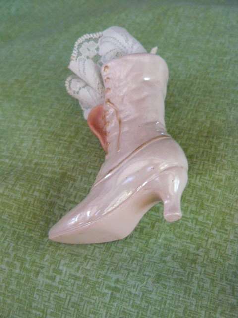 PORCELAIN SHOE BOOT