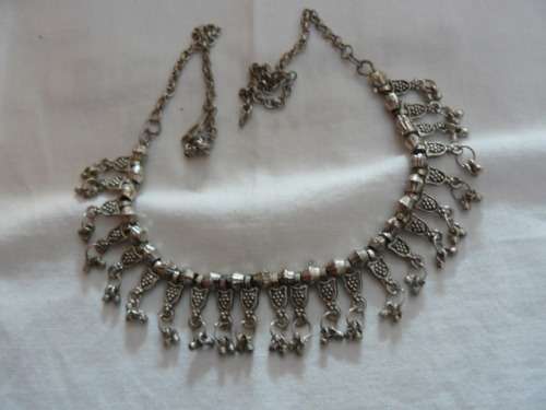 SILVER TONED FASHION CHAIN