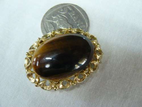 BROOCH TYGER EYE